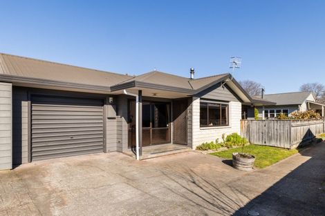 Photo of property in 2/8 Duart Road, Havelock North, 4130