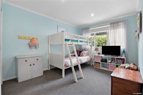 Photo of property in 4 Ian Gordon Lane, Orewa, 0931