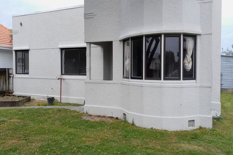 Photo of property in 706 Avenue Road East, Parkvale, Hastings, 4122