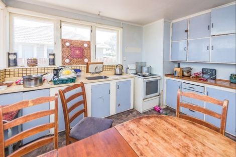 Photo of property in 60 Matipo Street, Castlecliff, Whanganui, 4501