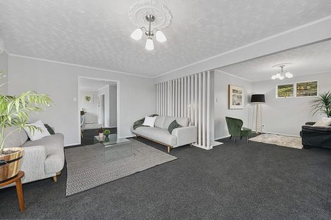 Photo of property in 52 Lord Street, Stokes Valley, Lower Hutt, 5019