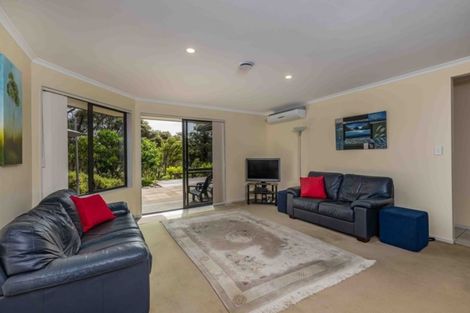 Photo of property in 26 Halyard Loop, Haruru, 0204