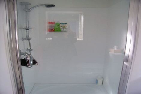 Photo of property in 98b Verran Road, Birkdale, Auckland, 0626