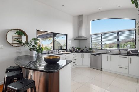 Photo of property in 54b Campbell Road, Mount Maunganui, 3116