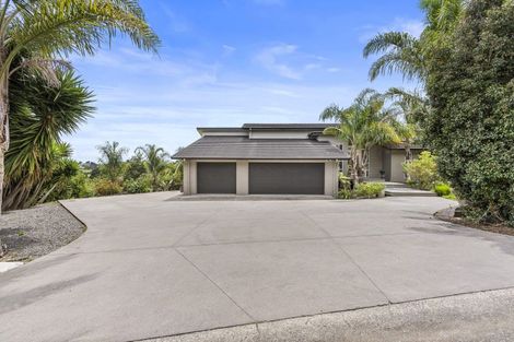 Photo of property in 497 Whitford Road, Whitford, Howick, 2571