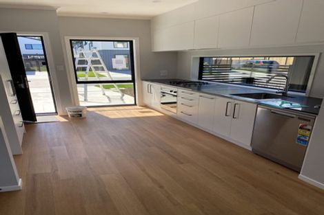 Photo of property in 4 Gloaming Lane, Wallaceville, Upper Hutt, 5018