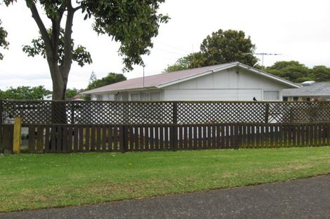 Photo of property in 42 Wallace Road, Mangere Bridge, Auckland, 2022