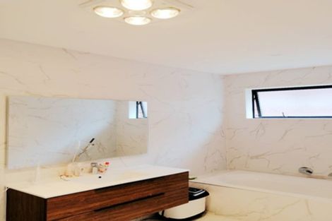 Photo of property in 5 Tararua Street, Massey, Auckland, 0614