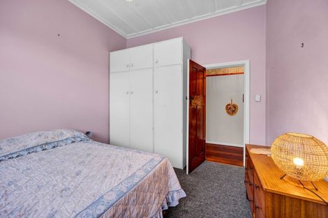 Photo of property in 20 Douglas Street, Hawera, 4610