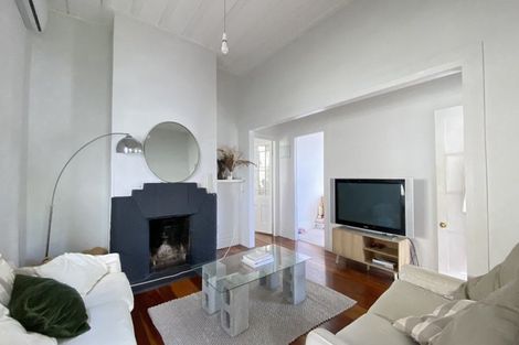 Photo of property in 26 Buchanan Street, Kingsland, Auckland, 1021