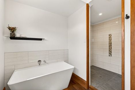 Photo of property in 1002 Fitzroy Avenue, Mahora, Hastings, 4120