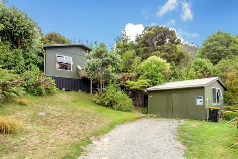 Photo of property in 30 Ngahere Terrace, Opoutere, Whangamata, 3691