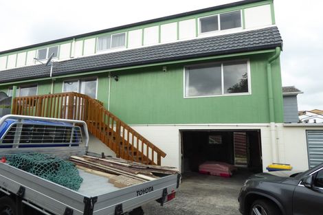 Photo of property in 3/14 Craigbank Avenue, New Lynn, Auckland, 0600