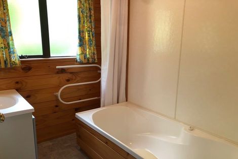 Photo of property in 16 Kamahi Terrace, Omori, Turangi, 3381