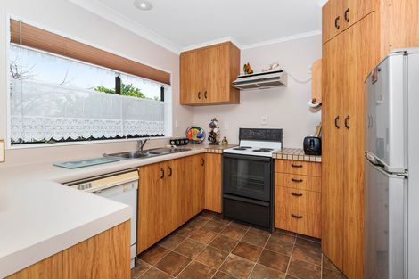 Photo of property in 215a Queen Street, Pukekohe, 2120