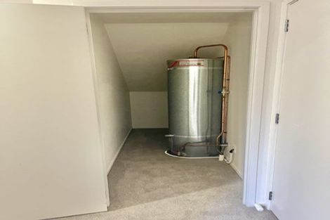 Photo of property in 18 Akeake Lane, Manurewa, Auckland, 2102