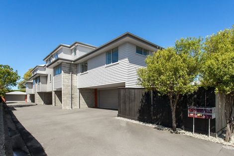 Photo of property in 172a Edgeware Road, Edgeware, Christchurch, 8013