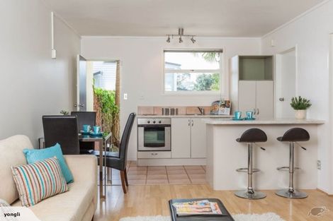 Photo of property in 4/69a Landscape Road, Mount Eden, Auckland, 1024