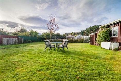 Photo of property in 11 Hopkins Street, Luggate, Cromwell, 9383