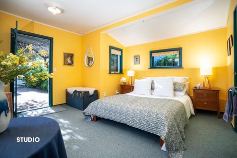 Photo of property in 72 Wellington Road, Paekakariki, 5034