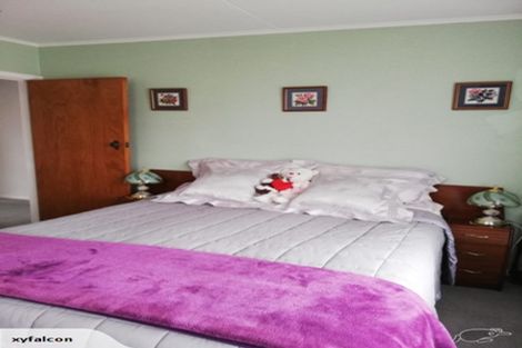 Photo of property in 35 Mountbatten Grove, Clouston Park, Upper Hutt, 5018