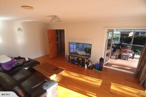 Photo of property in 32 Resolute Way, Papakura, 2110