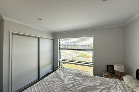 Photo of property in 14 Mccahon Lane, Rolleston, 7615