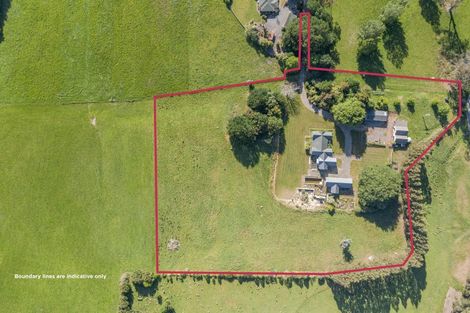 Photo of property in 724 Porangahau Road, Waipukurau, 4282
