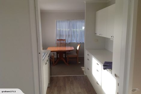 Photo of property in 32b Edgewater Parade, Waiuku, 2123