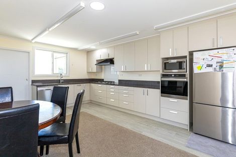 Photo of property in 35 Oban Street, Holmes Hill, Oamaru, 9401