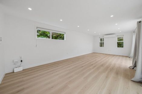 Photo of property in 1/5 Tawa Terrace, Tawa, Wellington, 5028