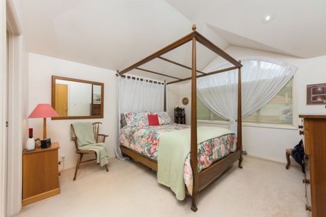 Photo of property in 4/30 Clarence Road, Northcote Point, Auckland, 0627