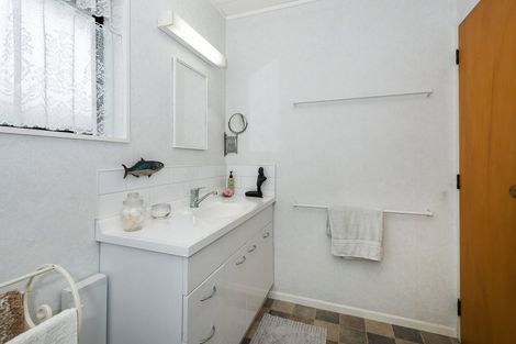 Photo of property in 215a Queen Street, Pukekohe, 2120