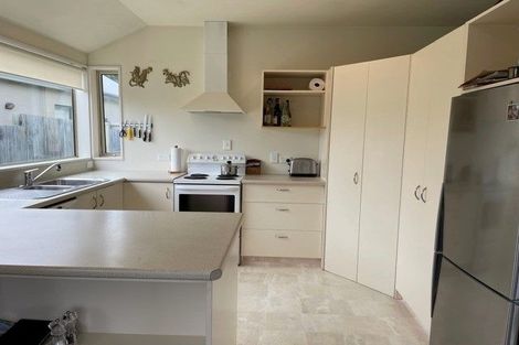 Photo of property in 17 Perrow Street, Wanaka, 9305