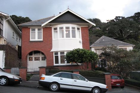 Photo of property in 40 Rodrigo Road, Kilbirnie, Wellington, 6022