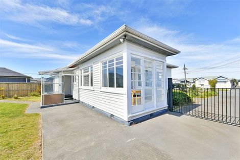 Photo of property in 23 Ottawa Road, Wainoni, Christchurch, 8061