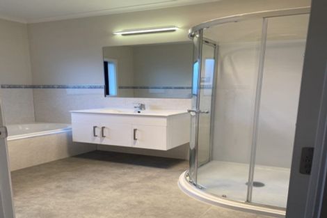 Photo of property in 3 Platina Place, Flagstaff, Hamilton, 3210