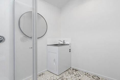 Photo of property in 14a Woodleigh Street, Frankleigh Park, New Plymouth, 4310