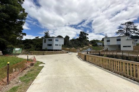 Photo of property in 60 Tiri Tiri Road, Birkdale, Auckland, 0626