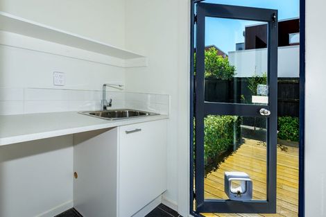 Photo of property in 2/49 Bishop Street, St Albans, Christchurch, 8014