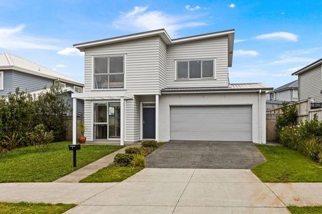 Photo of property in 11 Kukuwai Avenue, Red Beach, 0932