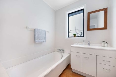 Photo of property in 4 Glenamoy Crescent, Johnsonville, Wellington, 6037