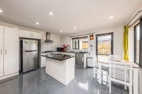 Photo of property in 41d Kelvin Road, Papakura, 2110