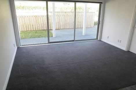 Photo of property in 18 Lakshmi Place, Khandallah, Wellington, 6035