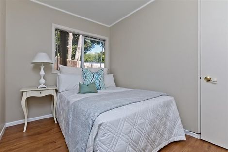 Photo of property in 1/34 Arrow Road, Forrest Hill, Auckland, 0620