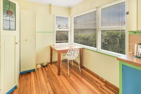 Photo of property in 19 Patricia Avenue, Hamilton East, Hamilton, 3216