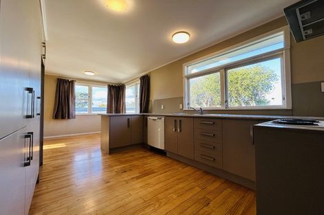 Photo of property in 156 Astley Avenue, New Lynn, Auckland, 0600