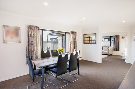 Photo of property in 79 Balrickard Way, Milson, Palmerston North, 4414