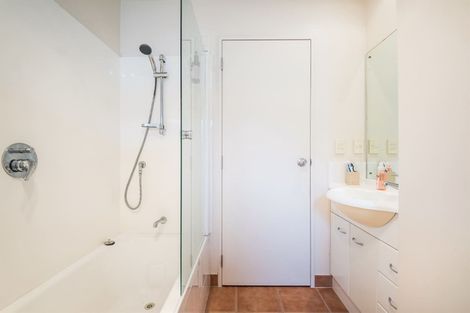 Photo of property in 63 Nimstedt Avenue, Oteha, Auckland, 0632