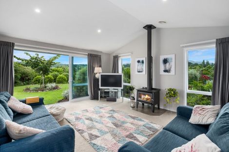Photo of property in 26 Lacebark Drive, Kinloch, Taupo, 3377